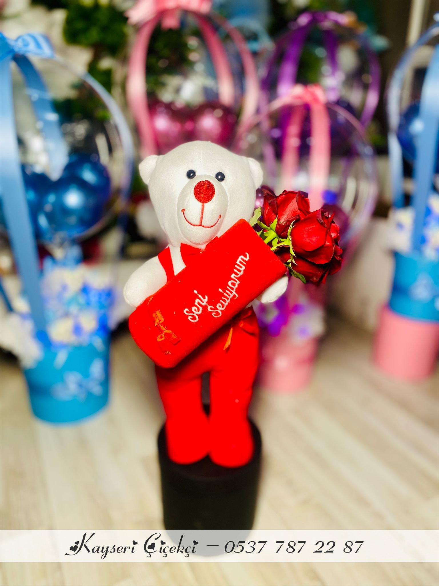 50 Cm Kutulu Ayıcık  5 Gül 