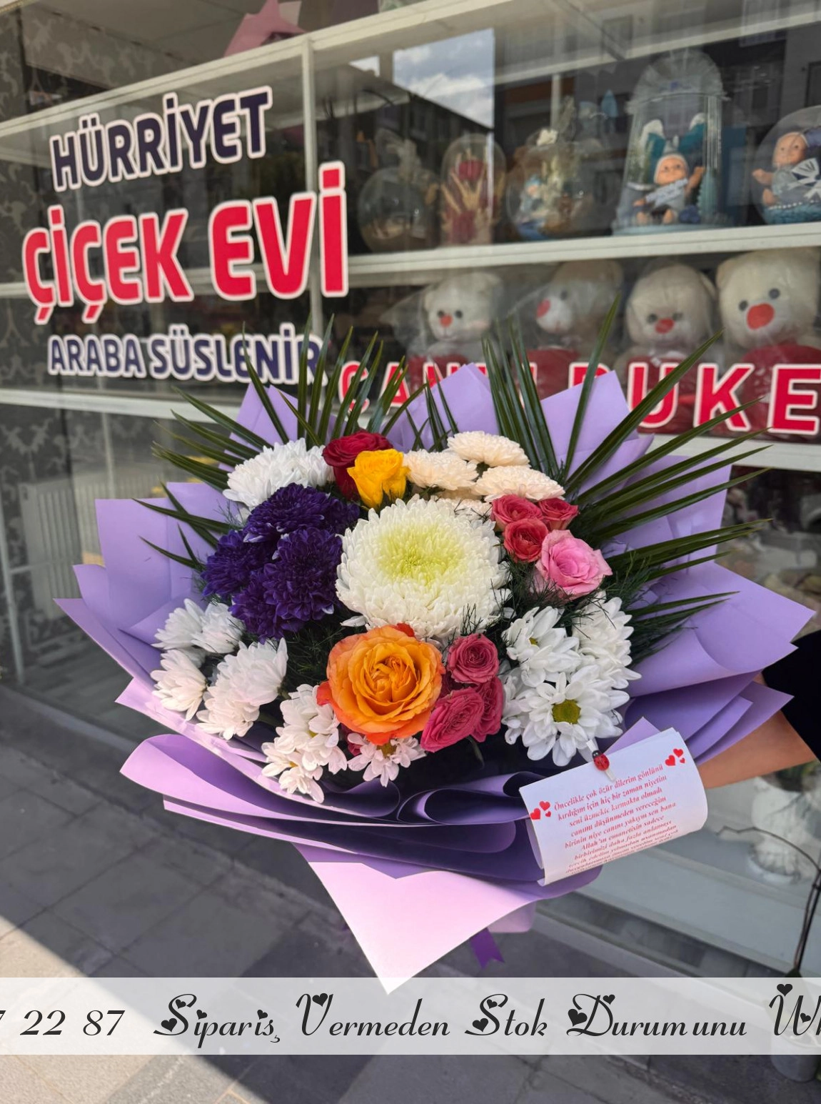 Anastasyalı Papatyalı Ve Renkli Güllü Buket