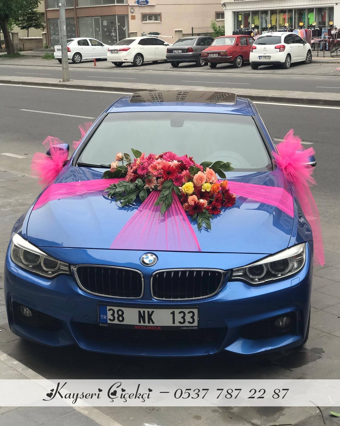 Canlı Karışık Araç Süsleme