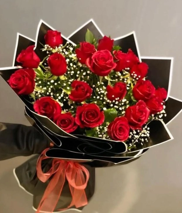 21 Güllü Canlı Buket