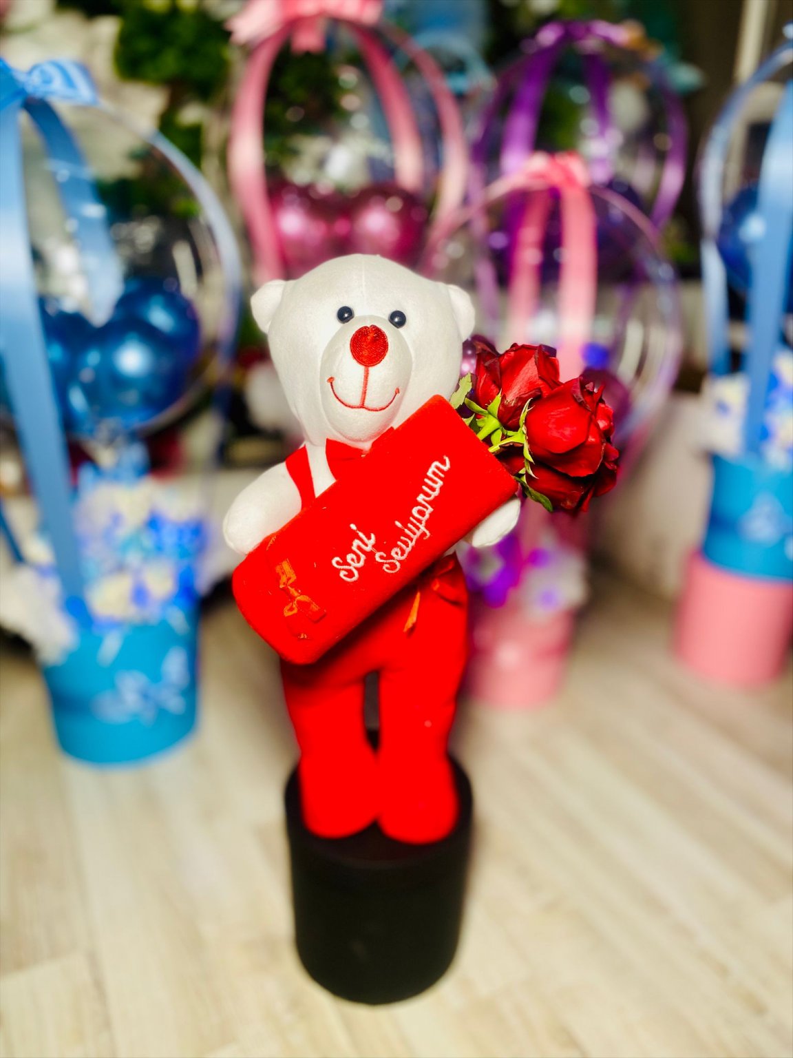 50 Cm Kutulu Ayıcık  5 Gül 