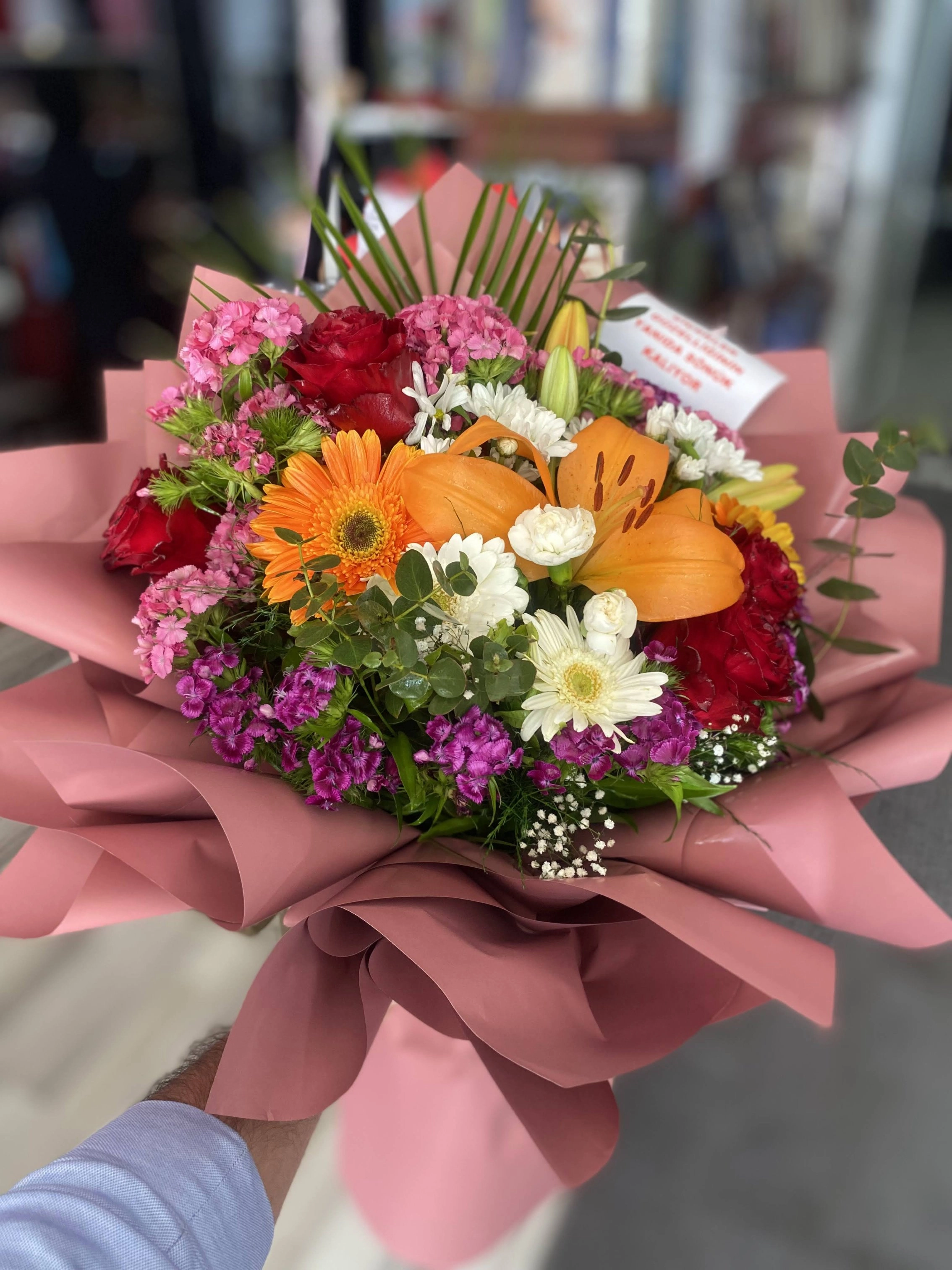 Canlı Karışık Buket