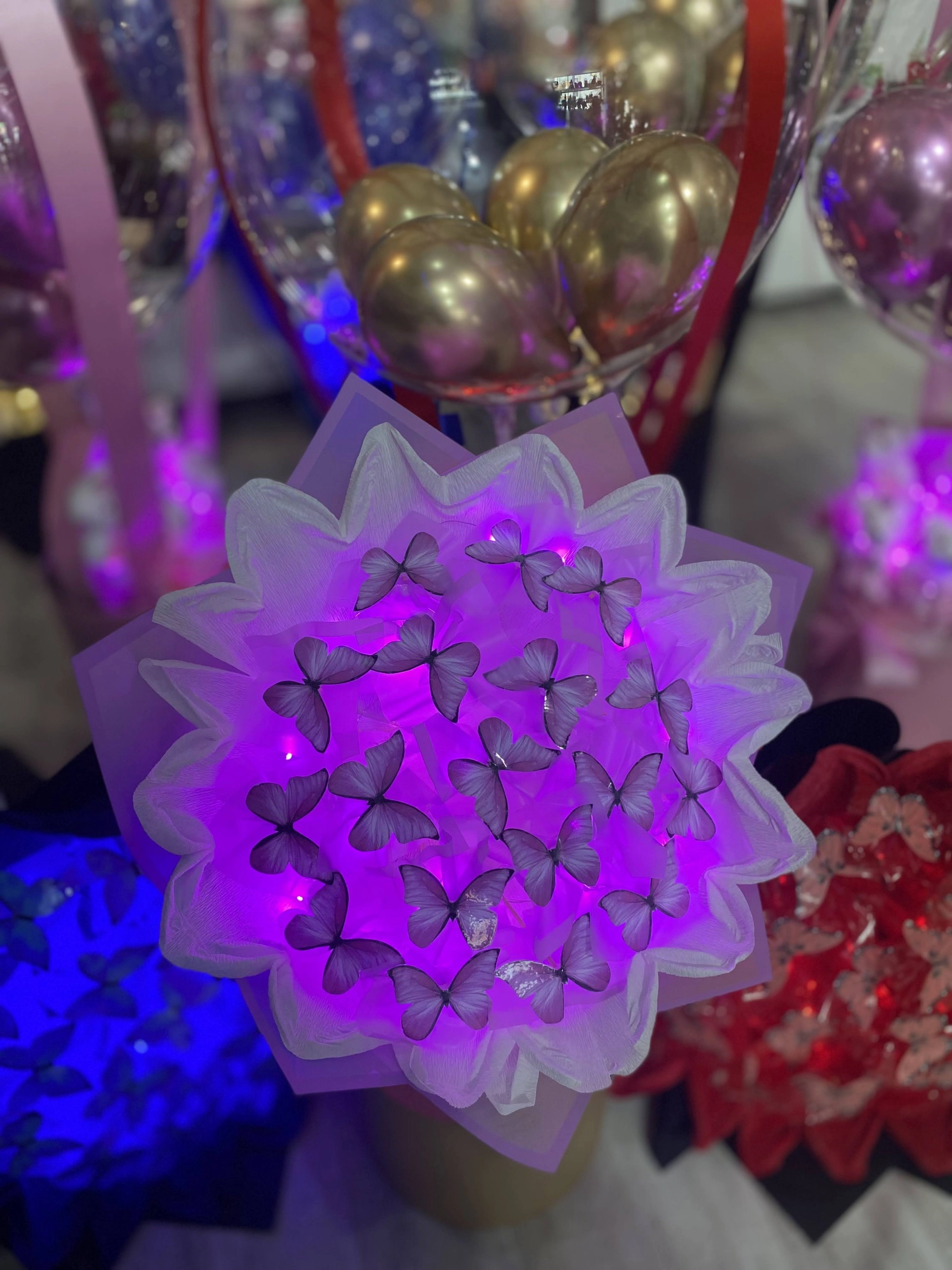 Işıklı Kelebek Buketi Pembe