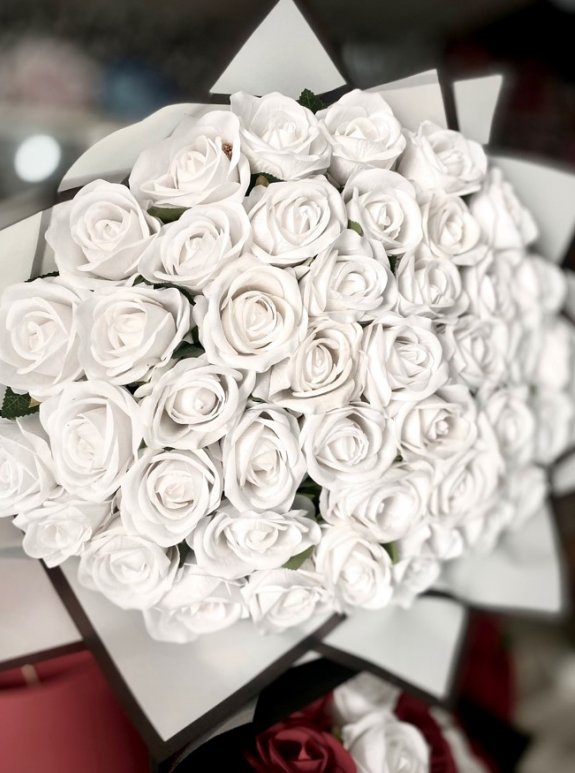 Yapay  41 Beyaz Gül