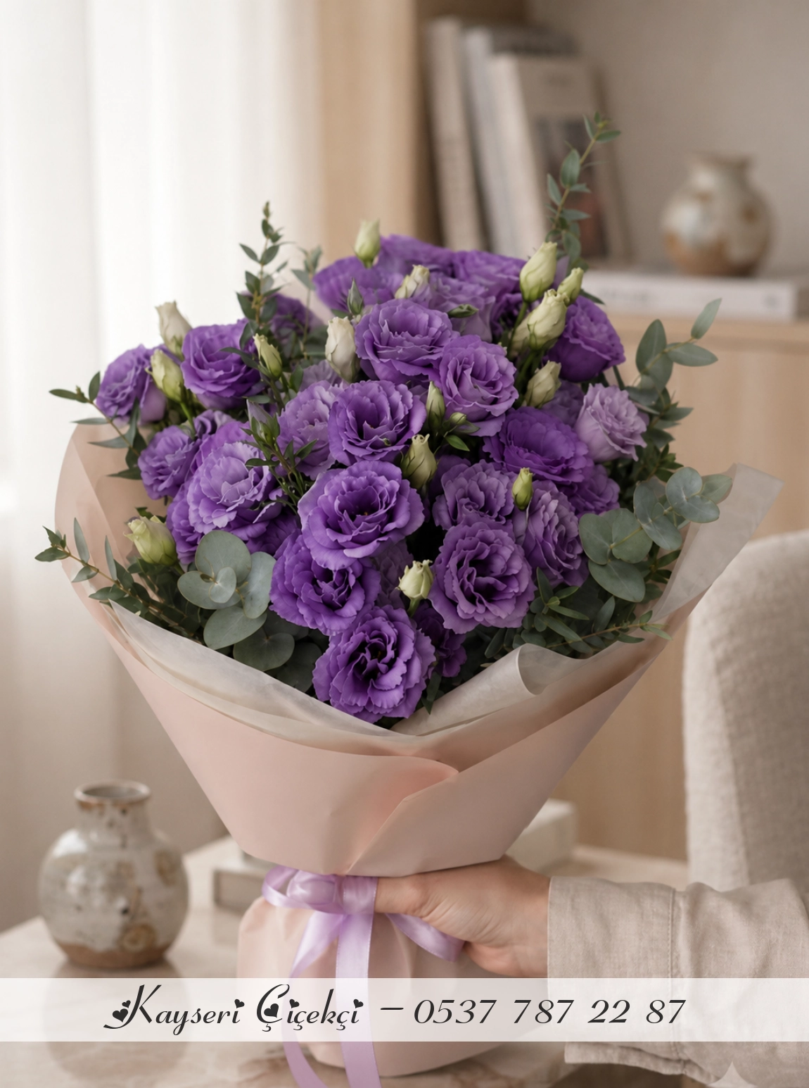 Zari̇f Mor Li̇syanus Buketi̇